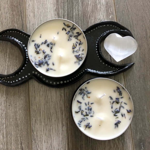 *Lavender Magic* 4oz Soy Wax Candle - Picture 4 of 8